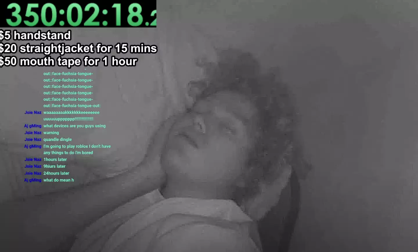 Man live streaming himself in 'solitary confinement' with no light for a month is leaving viewers extremely concerned 1 The creator is currently live-streaming himself for a whole month (Youtube/Norme)