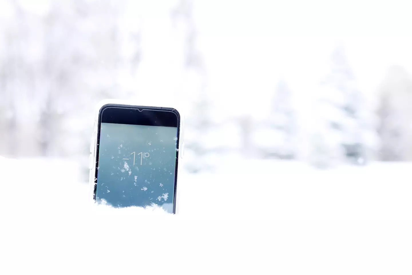 It's no surprise the cold weather has impact on your battery life.