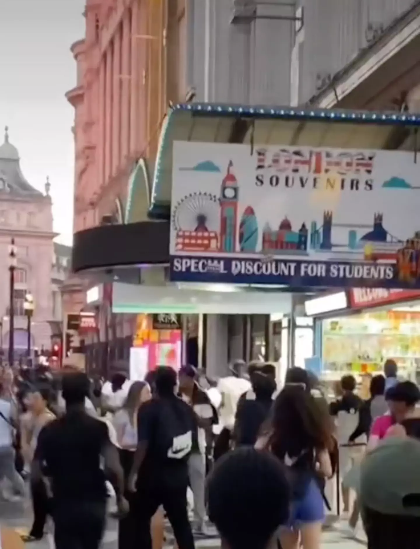 The Met Police issued a statement following the incident.