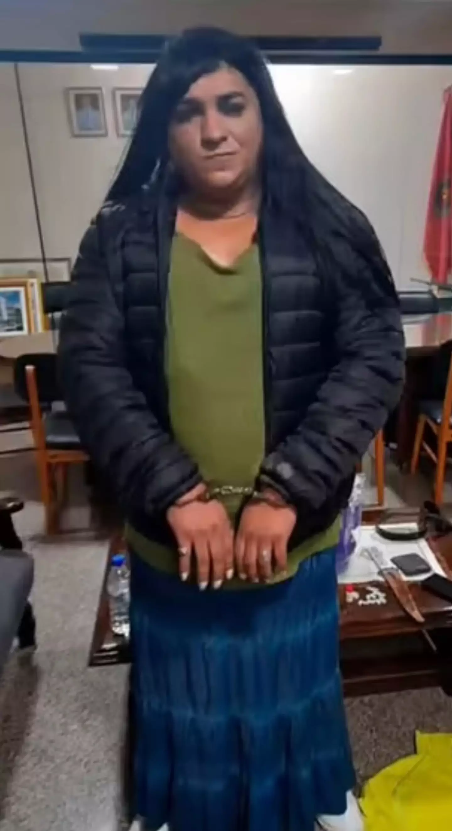 A cartel leader has dressed up as a woman in an effort to avoid prison.