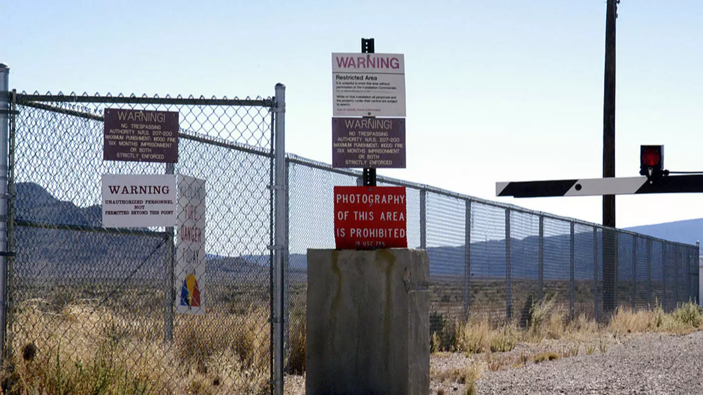 Area 51-linked Navy sailor reveals chilling details after seeing UFO