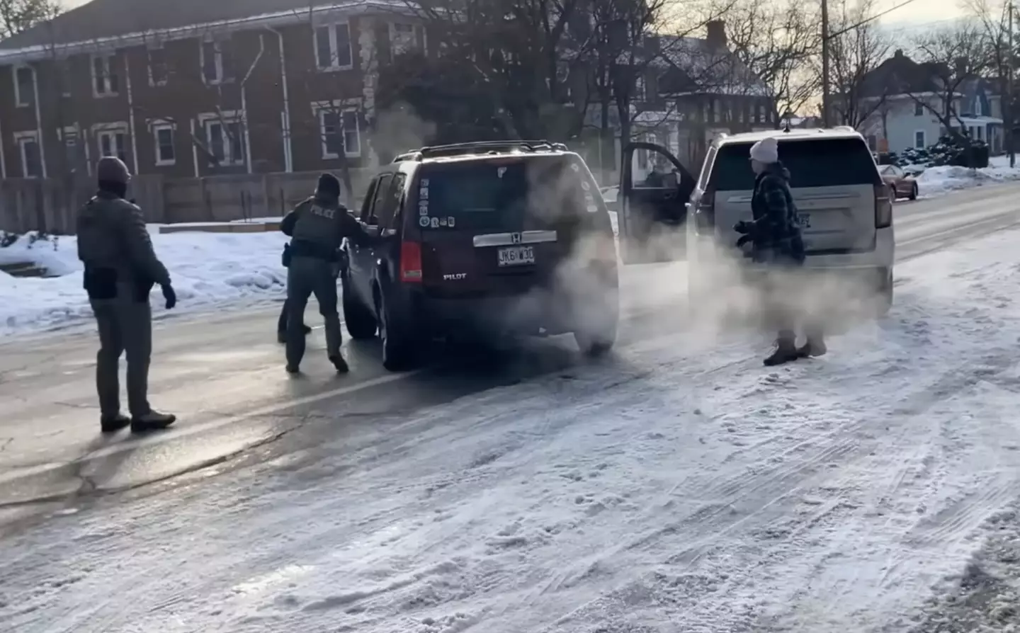 Good turned her wheels to the right before driving off (X)