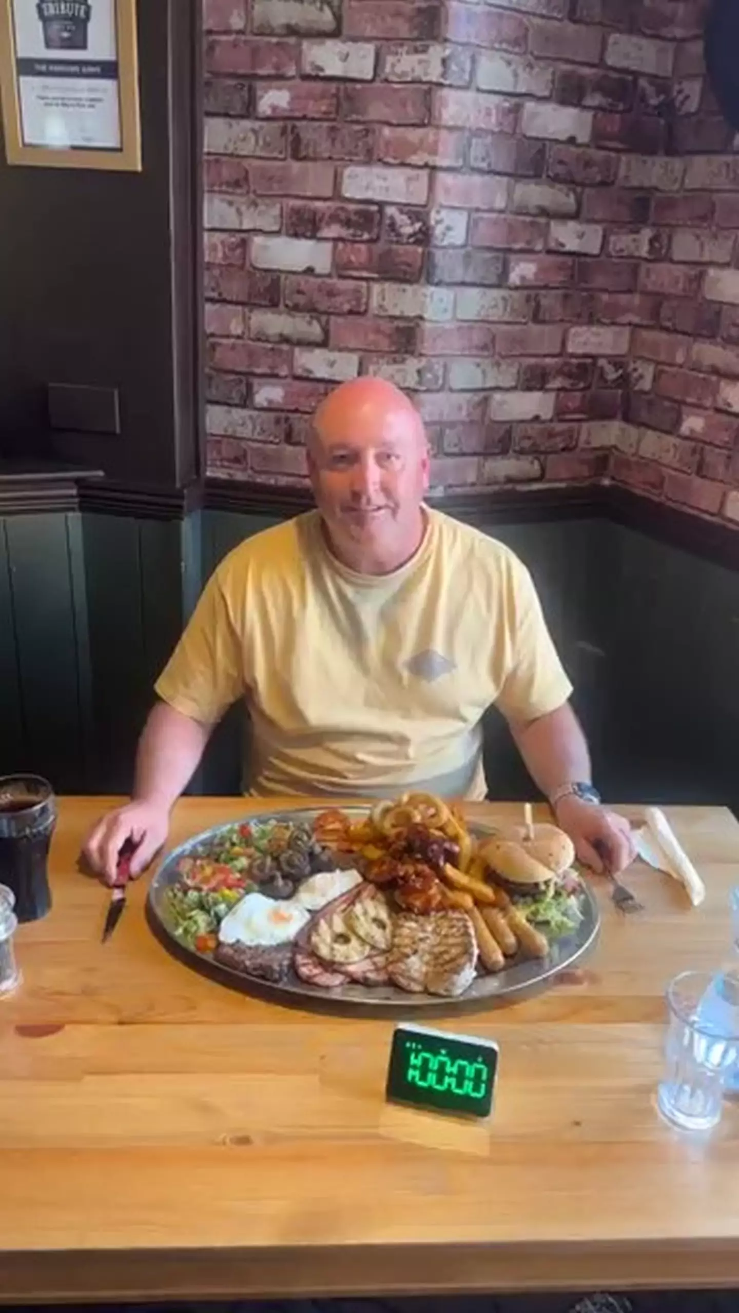 The plate contains 3.2-kilos of food. (Kennedy News and Media)