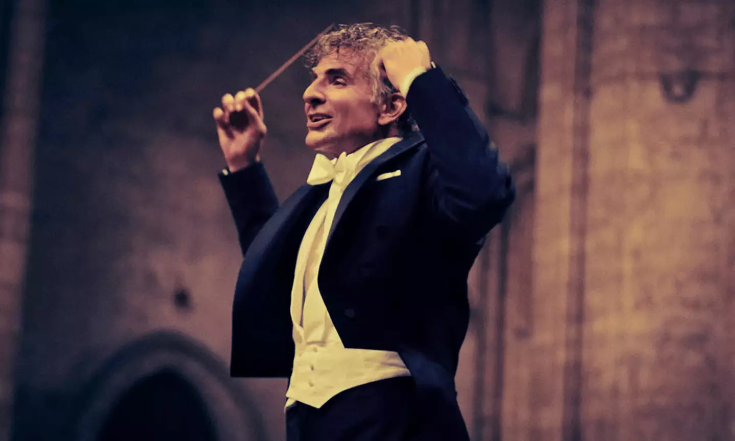 Bradley Cooper goes all out when it comes to acting and directing (Netflix)