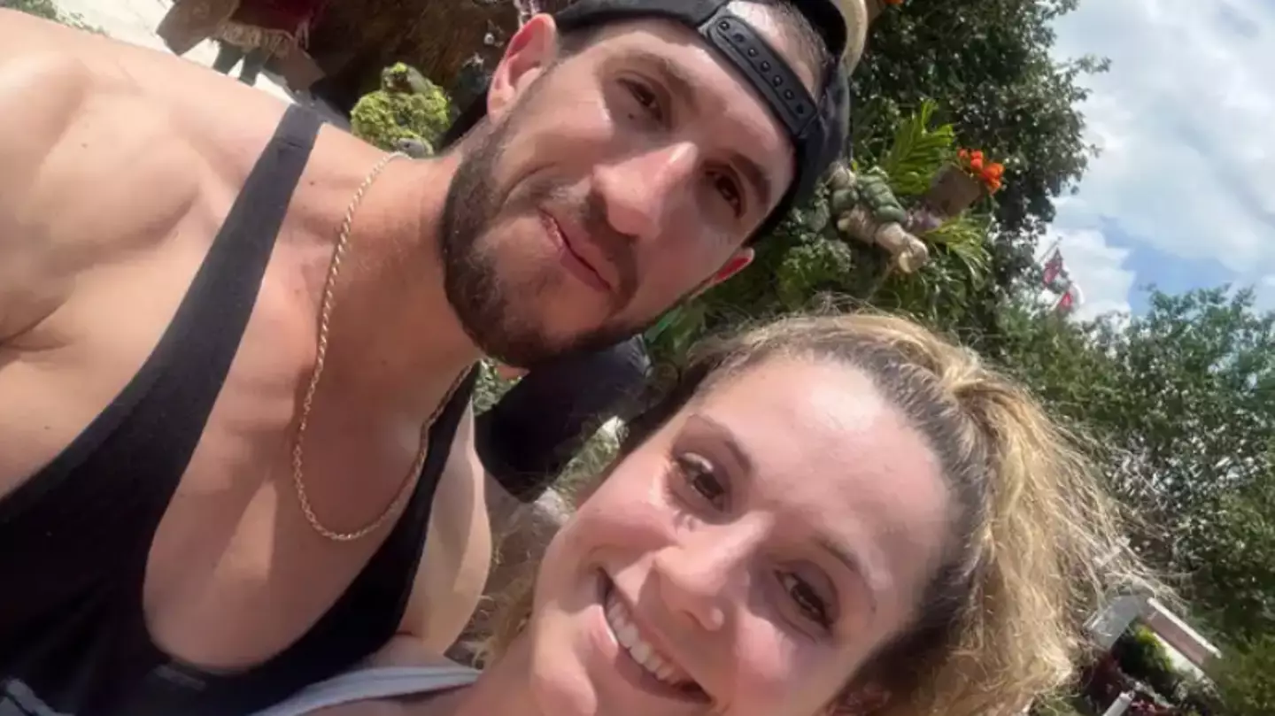 (Tiktok/Arenalifts)