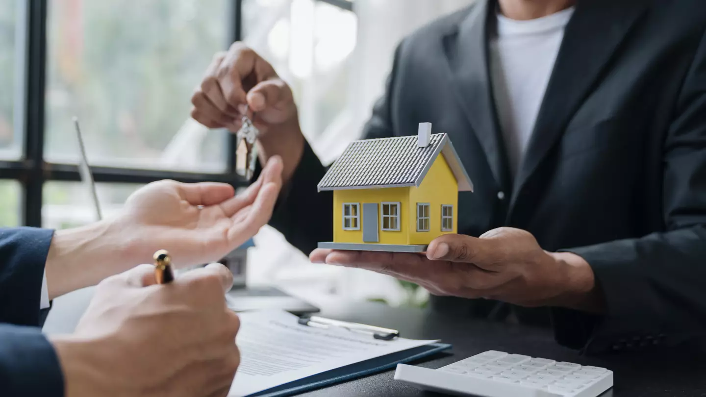 Biggest mistakes people make that could stop them getting Barclays 0% deposit mortgage