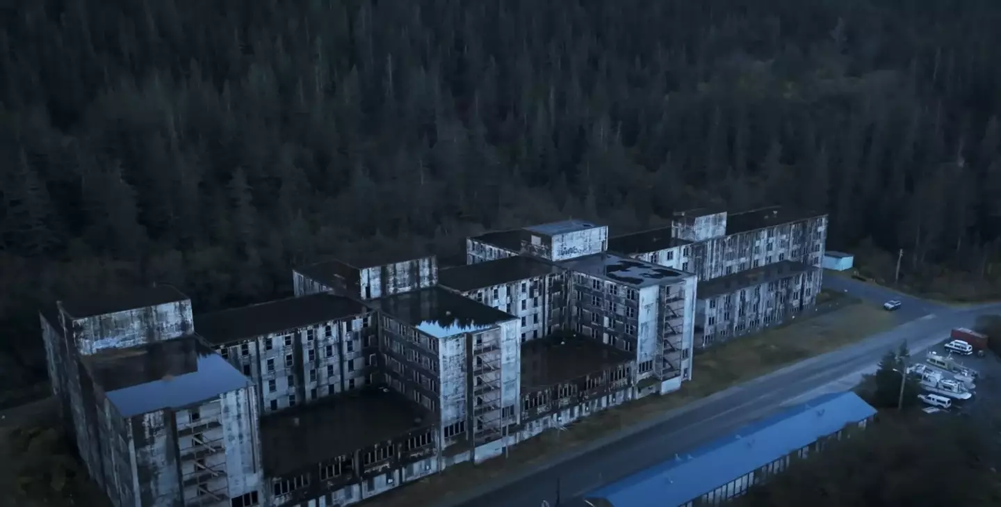 The abandoned Buckner building (YouTube/Seek Discomfort)