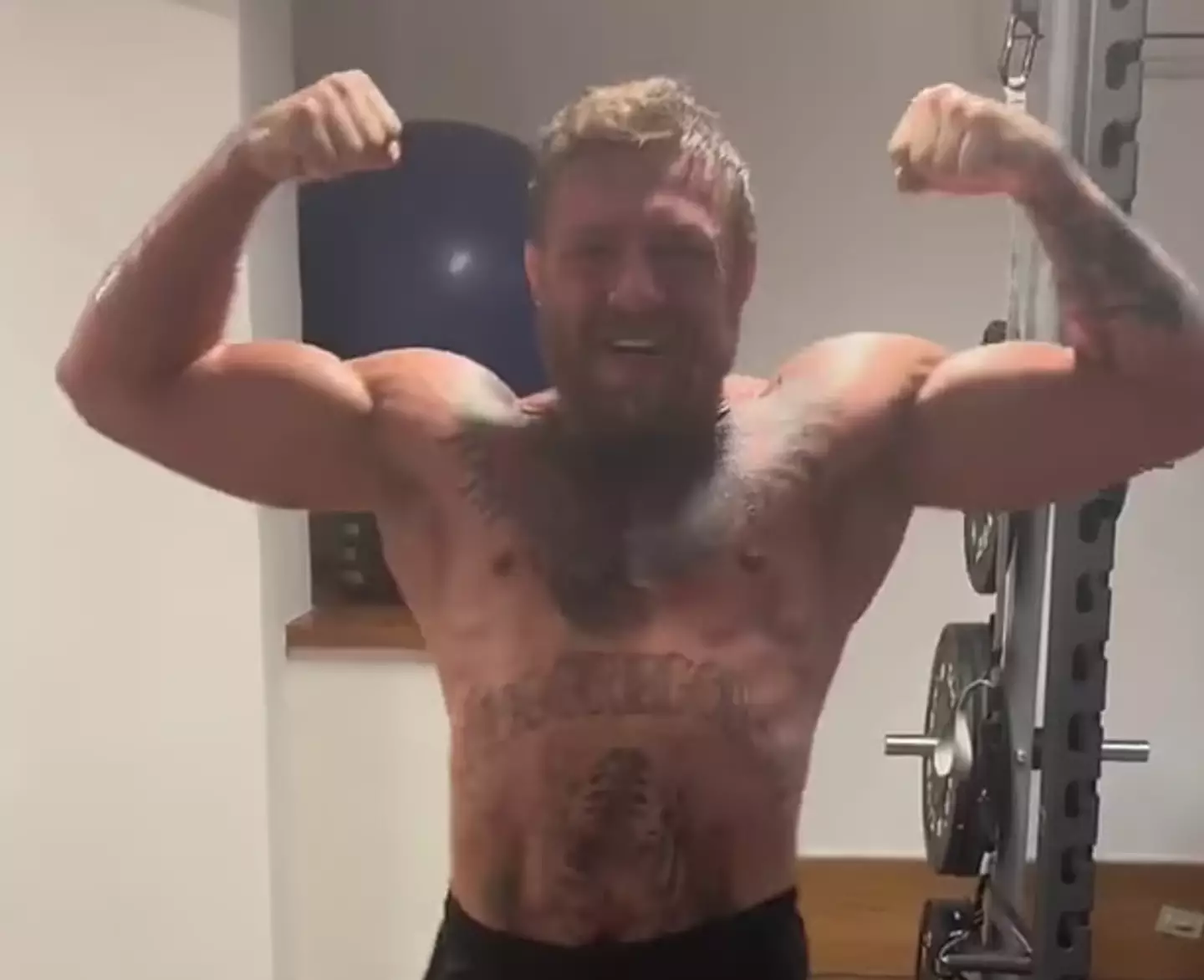 The MMA fighter has been working on his physique after breaking his leg in 2021.