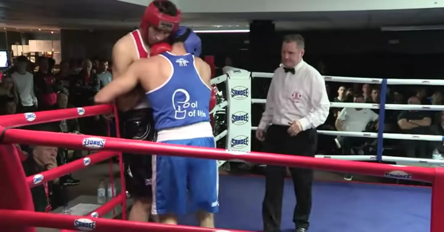 Tommy Fury doesn't impress in this fight as an amateur.