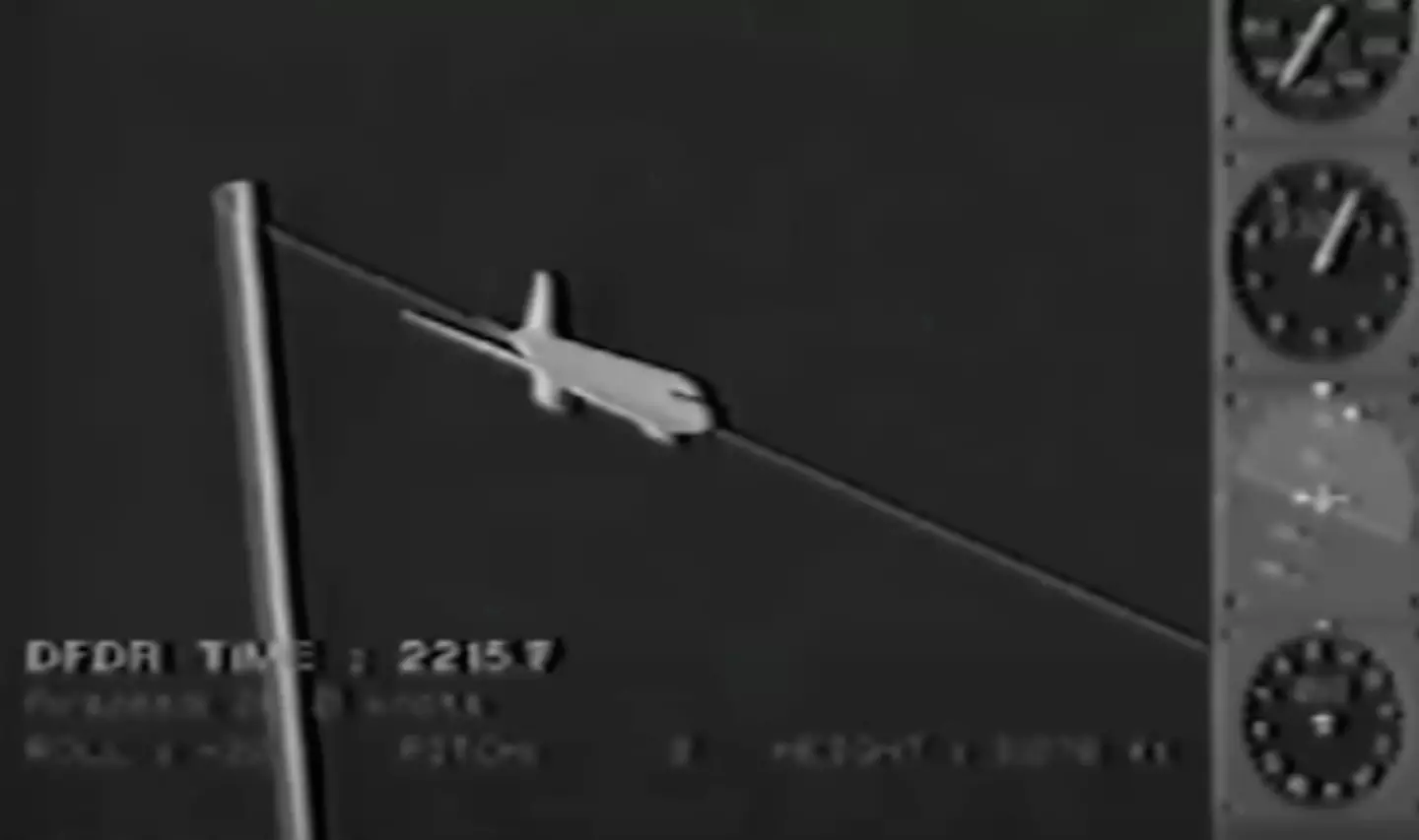 The plane was en-route to Hong Kong (YouTube/MorfoAtari)