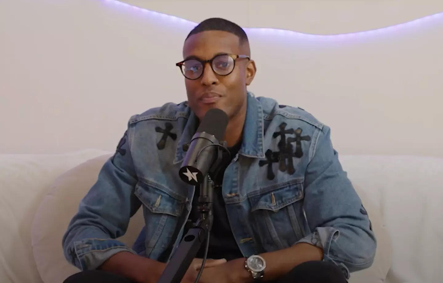 'Most swiped man on Tinder' Stefan Pierre has revealed dating profile don'ts. (YouTube/Take A Seat)