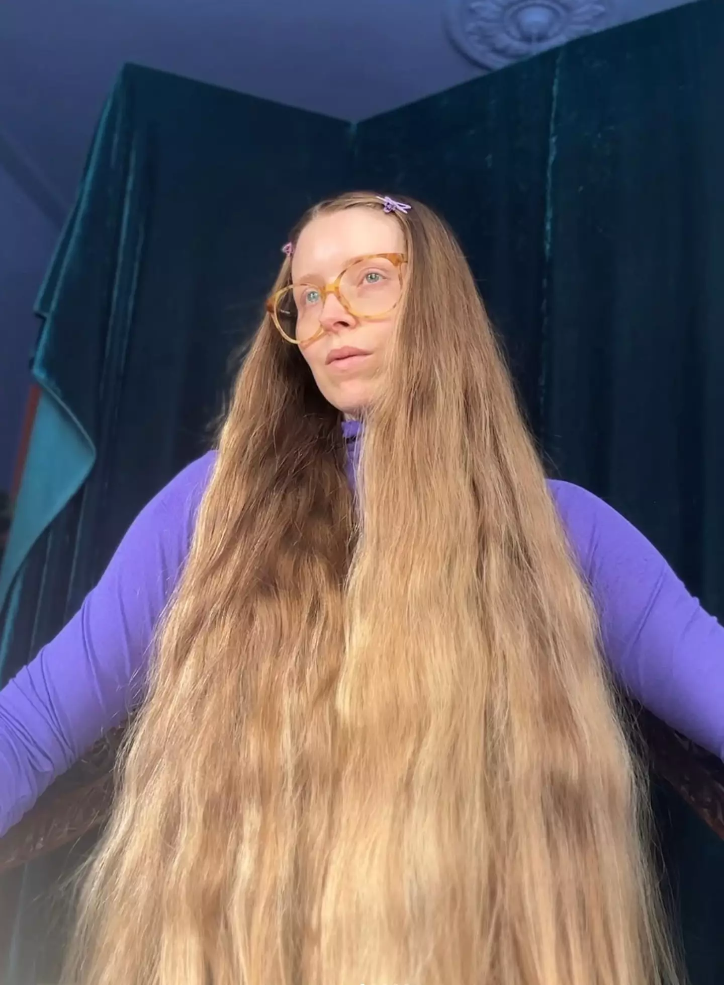 Jessie Cave creates 'niche' hair content for her subscribers (Instagram/@jessiecave)