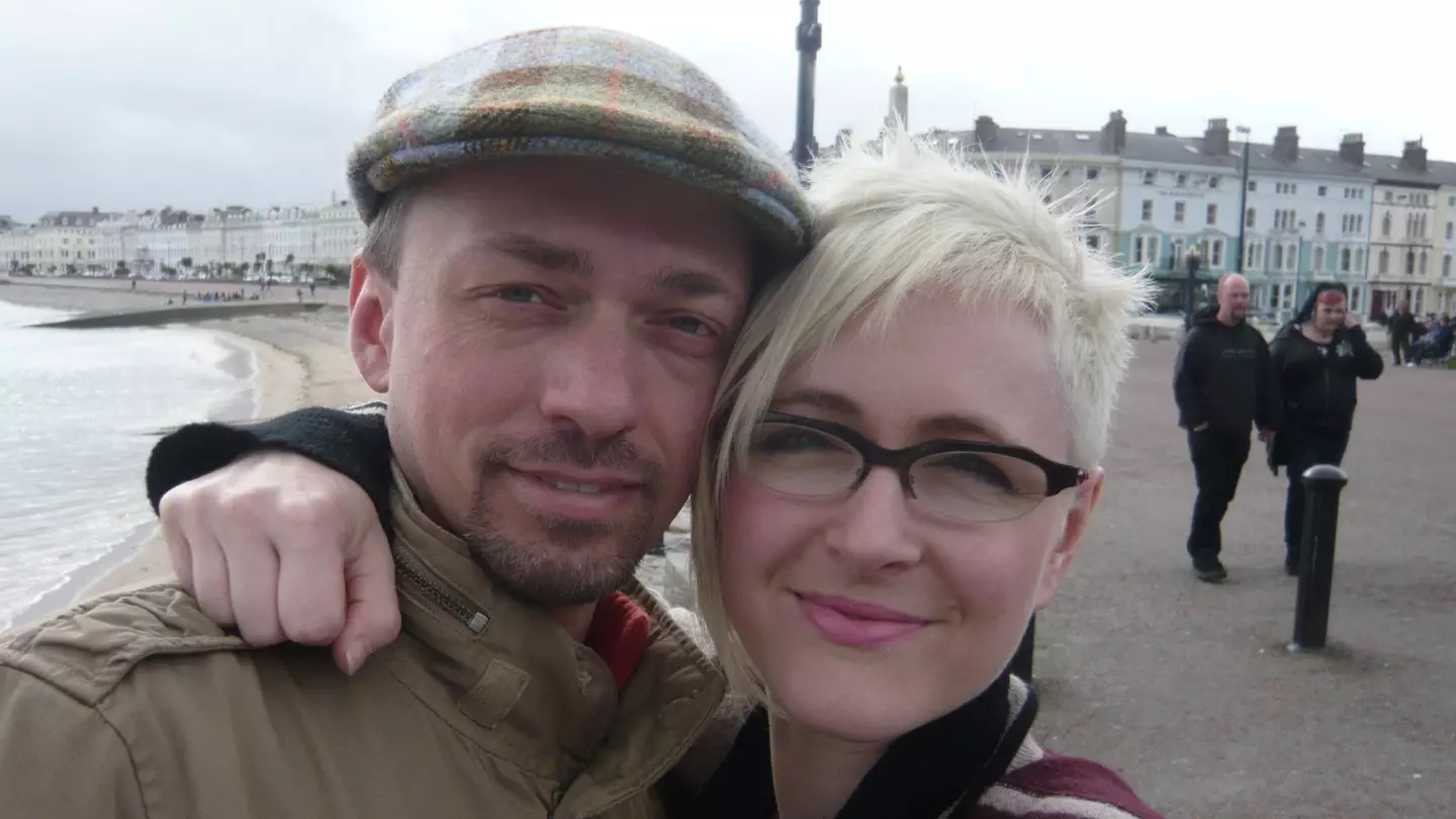 Man woke up next to his partner’s dead body on holiday and was arrested on suspicion of murder