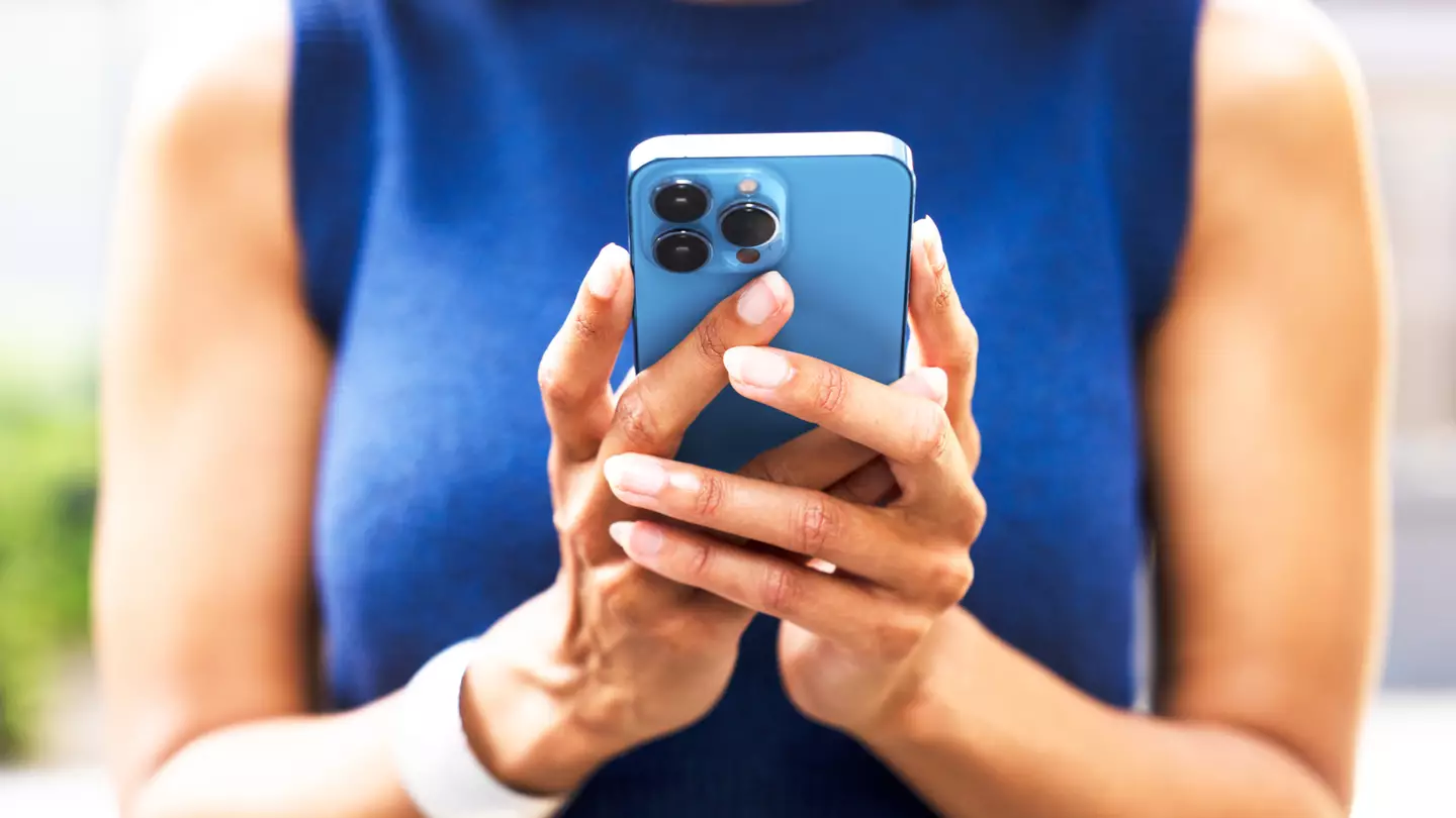 Scientists have just figured out the insane effects on your brain when you don't use your phone for three days
