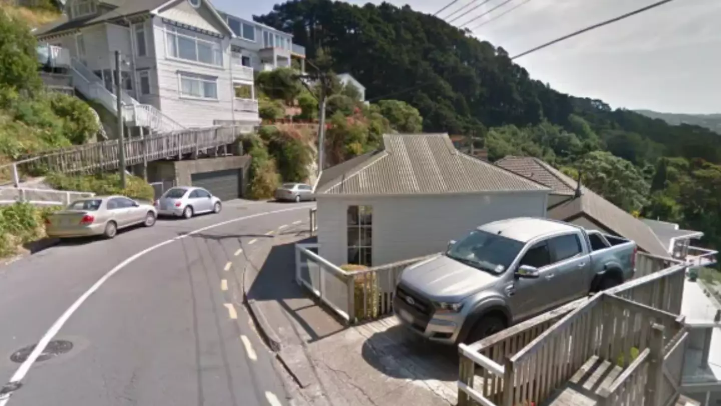 British couple found dead at home in New Zealand after concerned family phoned police