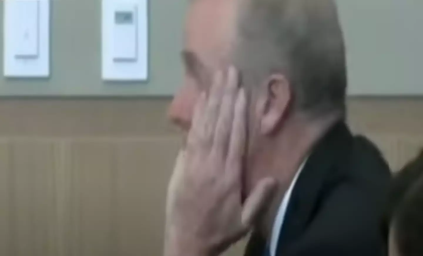 The Wall Street broker could be seen putting something into his mouth (YouTube/ABC15 Arizona)