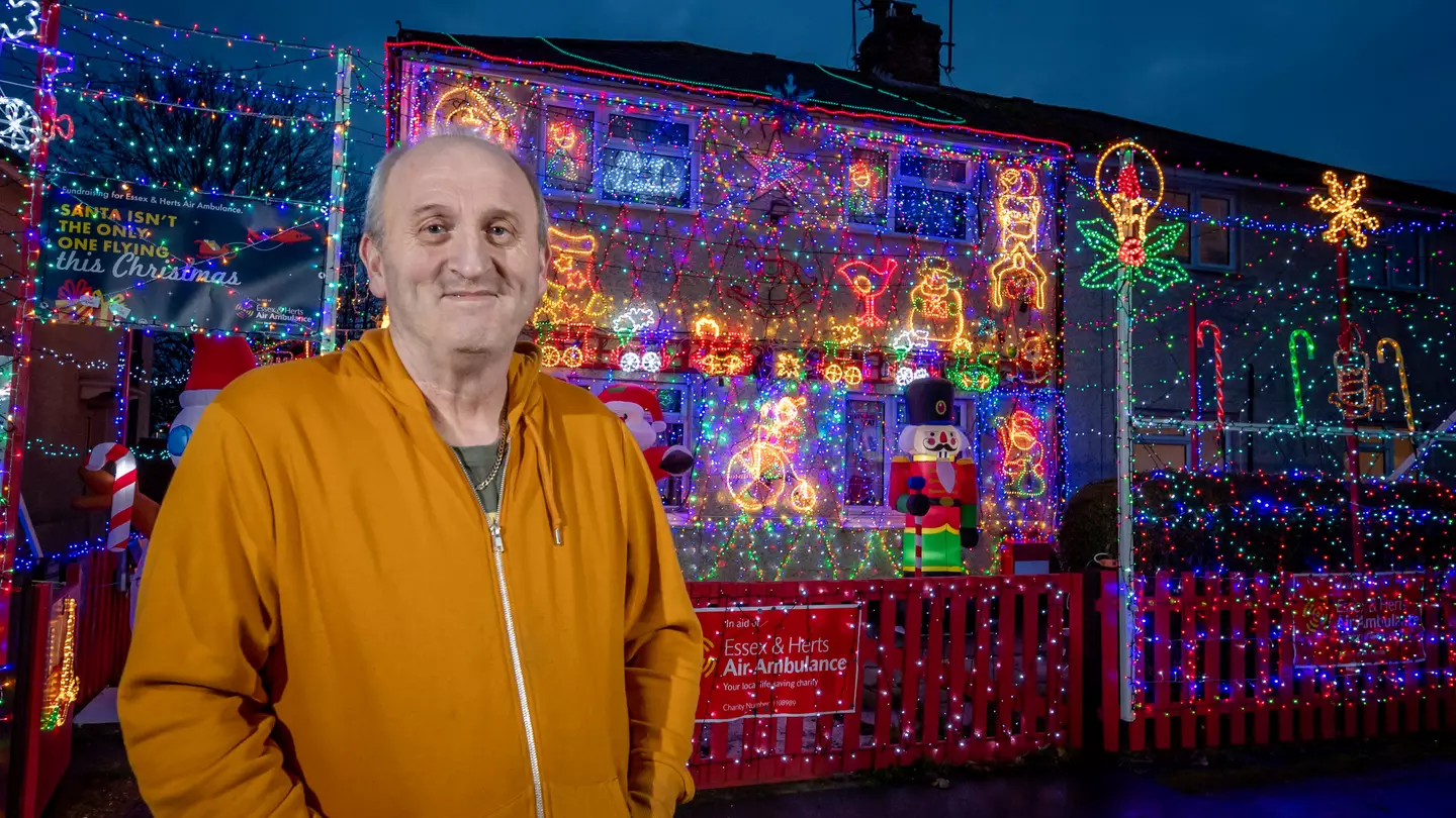 Man Puts Up 30,000 Christmas Lights And Has To Flick 98 Switches