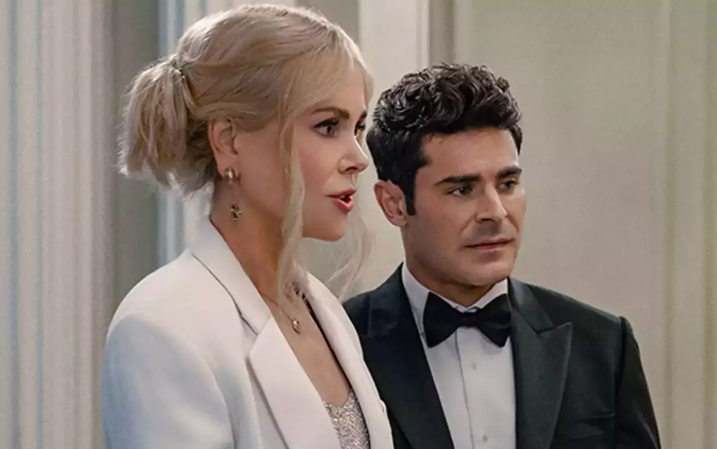 Kidman and Efron in A Family Affair. (Netflix)