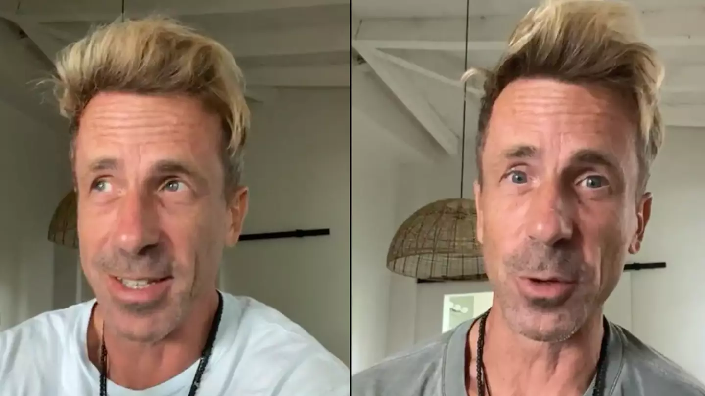 Couples therapist issues warning after revealing top phone behaviours that 'kill marriages'