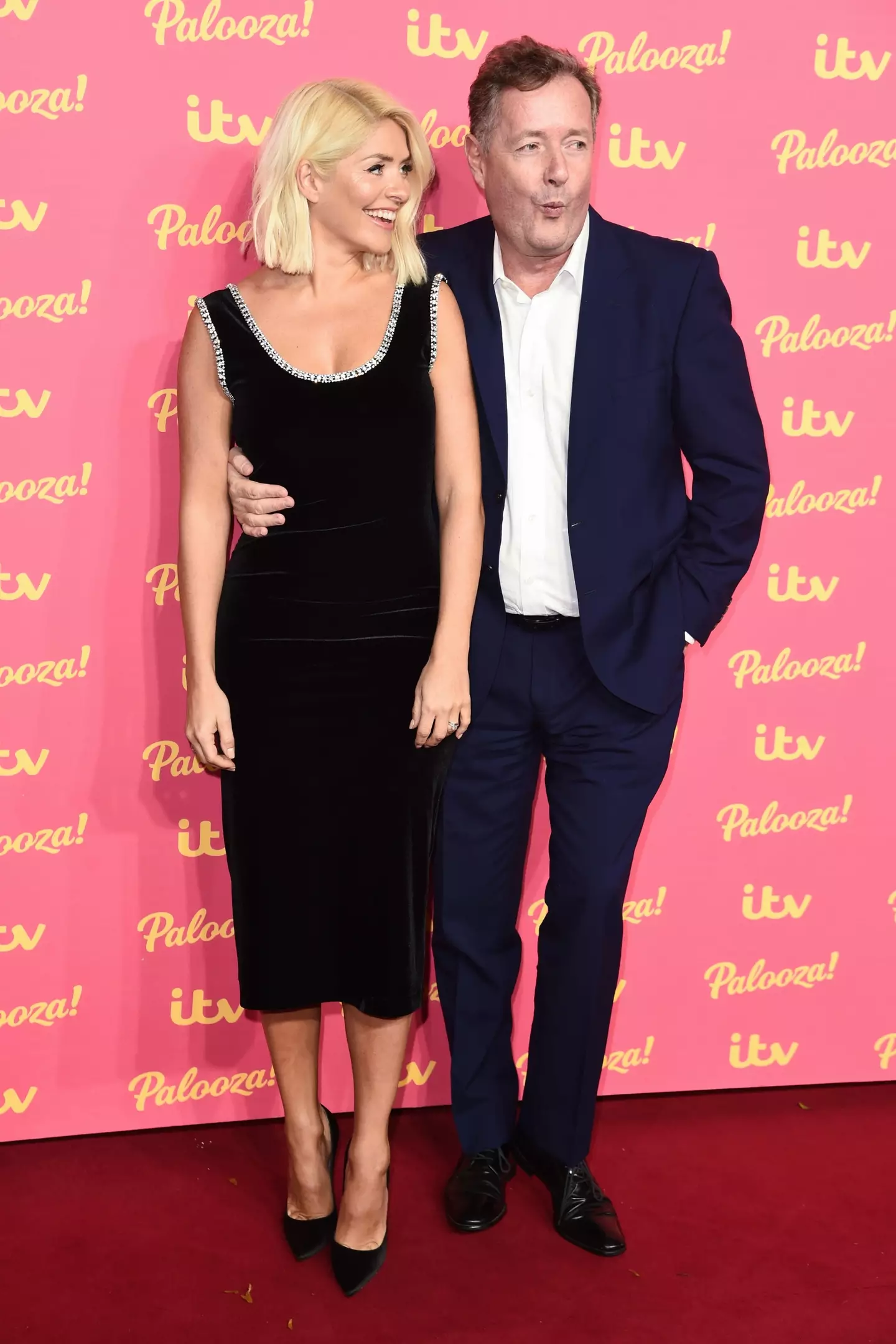 Piers Morgan posted this picture of himself with remaining This Morning presenter Holly Willoughby.