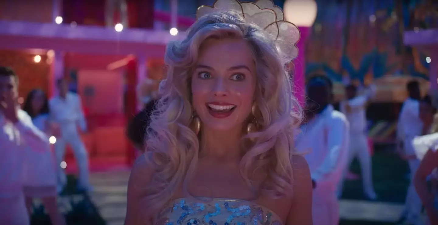 Margot Robbie has been told she should 'drop the accent' by some disgruntled fans.