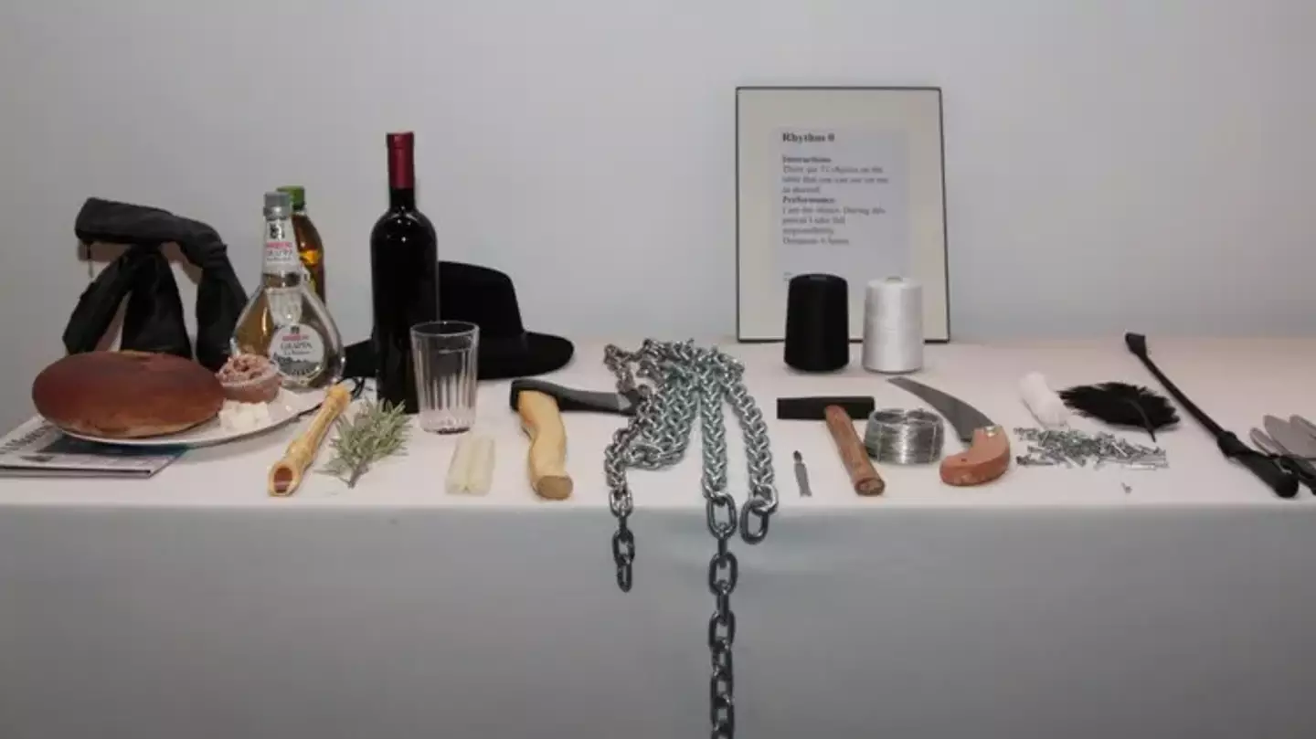 Chilling note shown to audience during performance where artist let people ‘do anything to her’