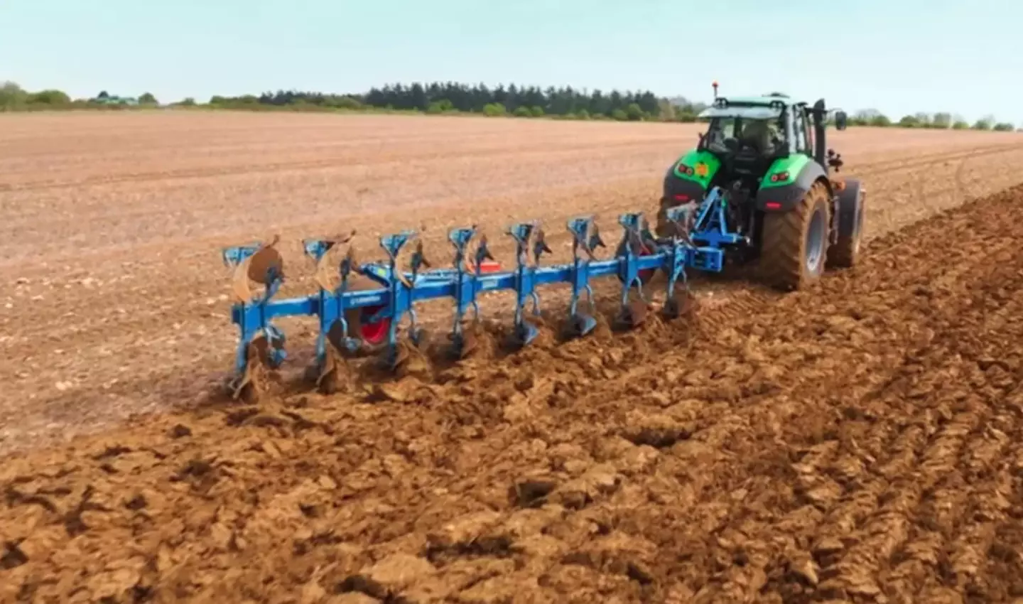 The presenter lost nearly 15k in the sale (Amazon Prime)