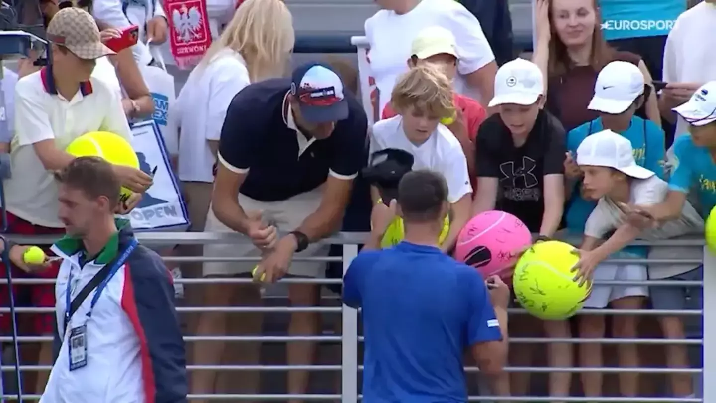 The man has been slammed on social media (Euro Sports)