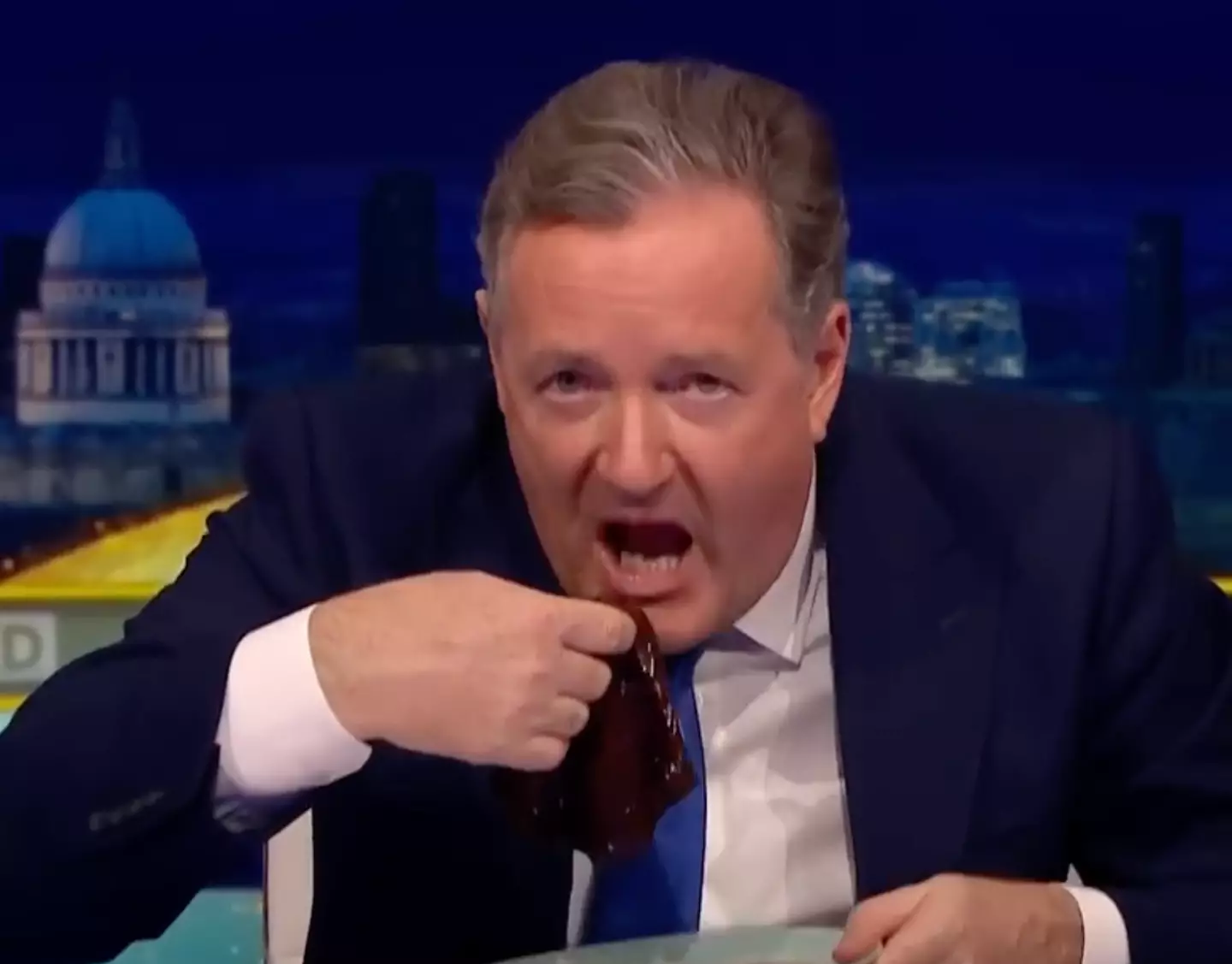 Morgan used his hands to eat the liver.