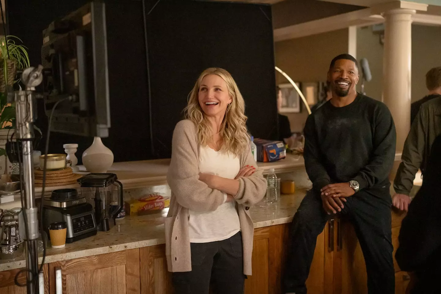 Diaz and Foxx in Back in Action (Netflix)