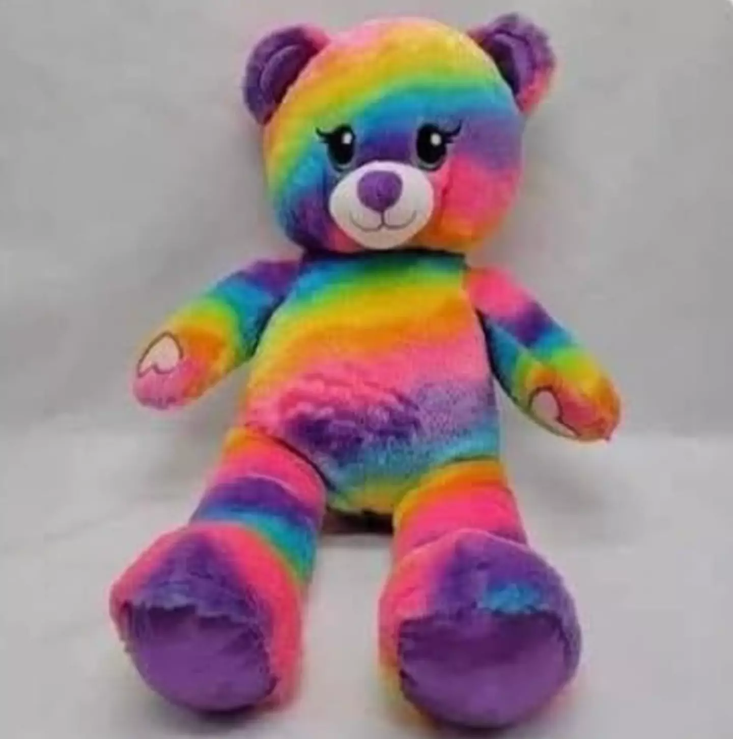 Build-A-Bear kindly decided to make a replica of the rainbow teddy for the young girl.