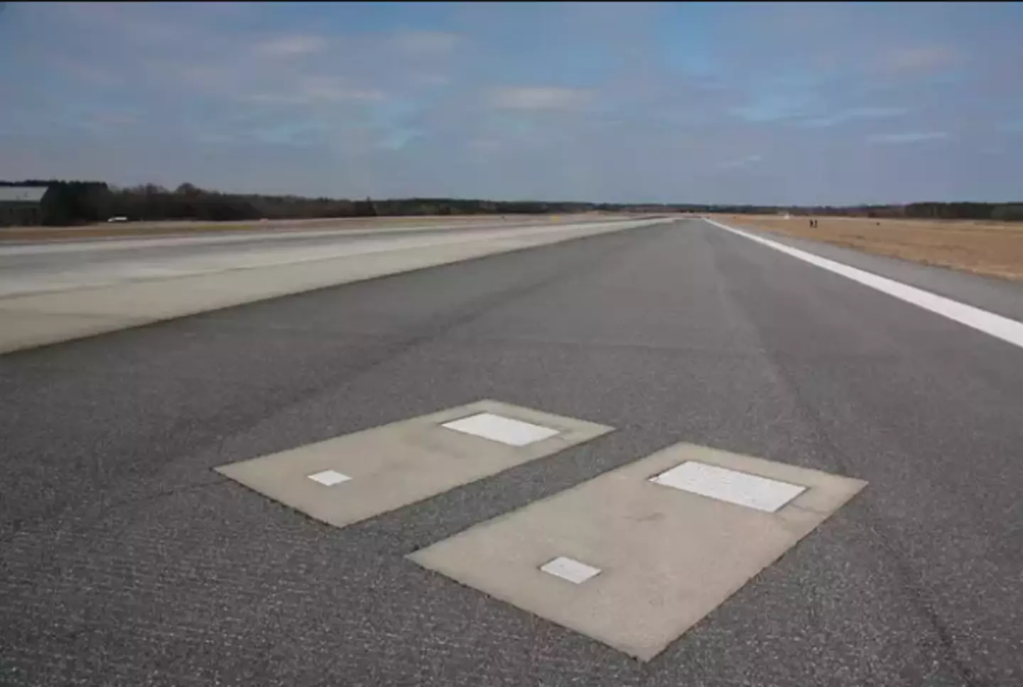 The graves are visible to passengers onboard aircraft (Savannah Airport)