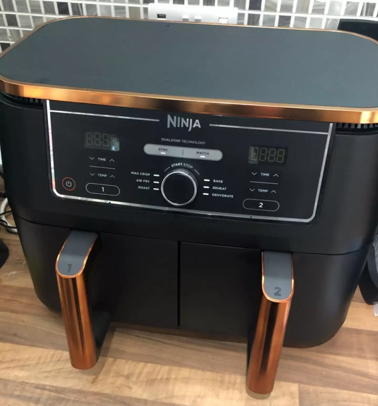 Amazon's top-selling Ninja air fryer has plummeted in price (Amazon reviews)