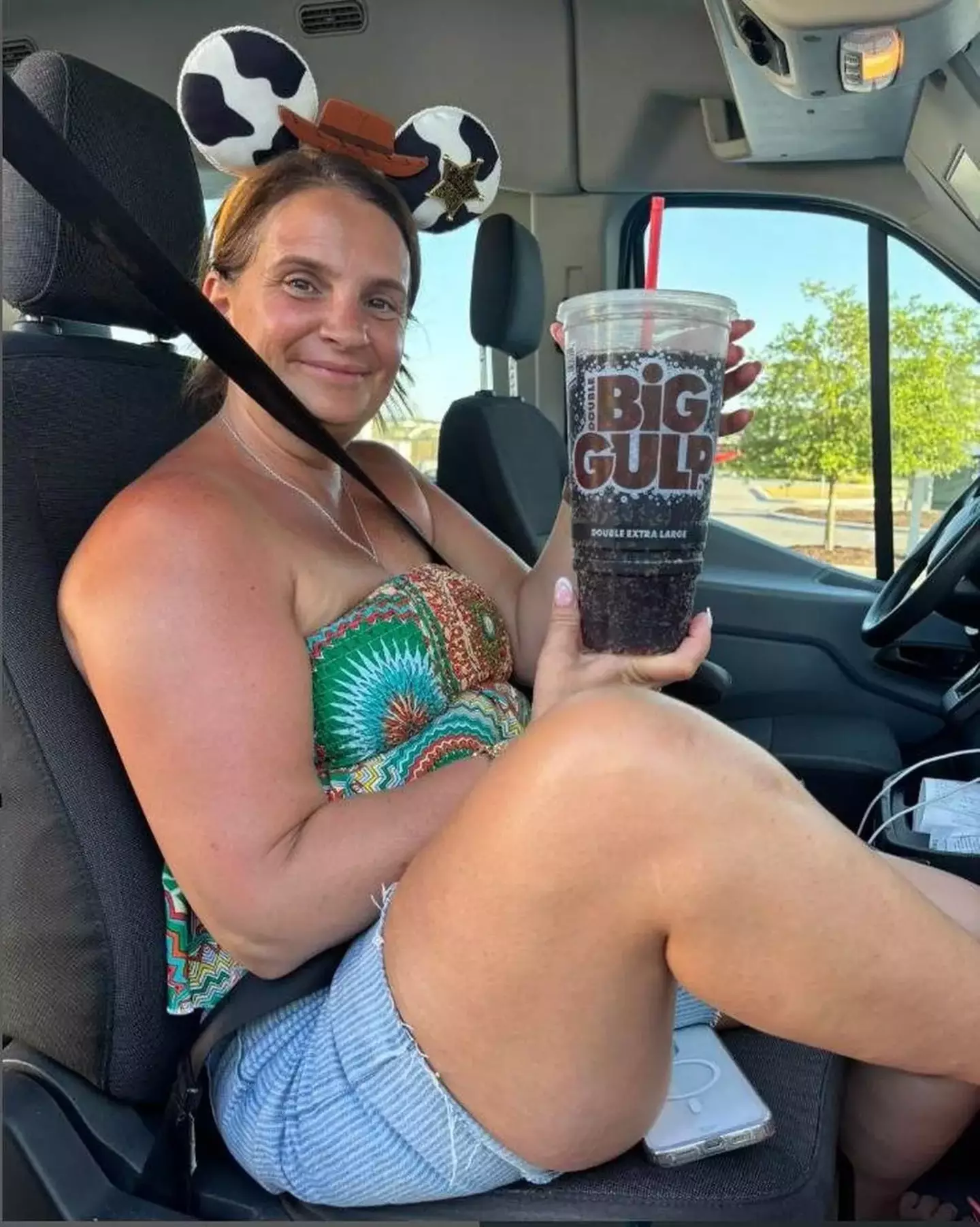The star of Channel 5's 22 Kids and Counting shared pictures of the holiday on Instagram (Instagram/@theradfordfamily)