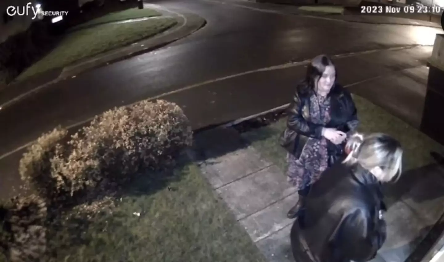 The boozy Brit then knocked on to apologise to the homeowner.