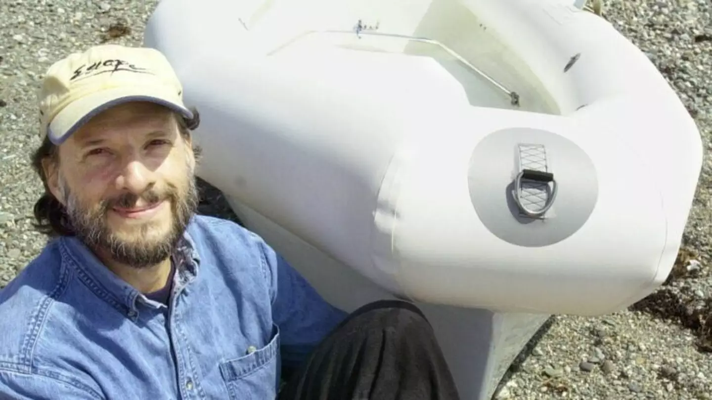 Steven Callahan survived for 76 days on an inflatable raft after his boat was taken out by a storm (Sailing Europe)