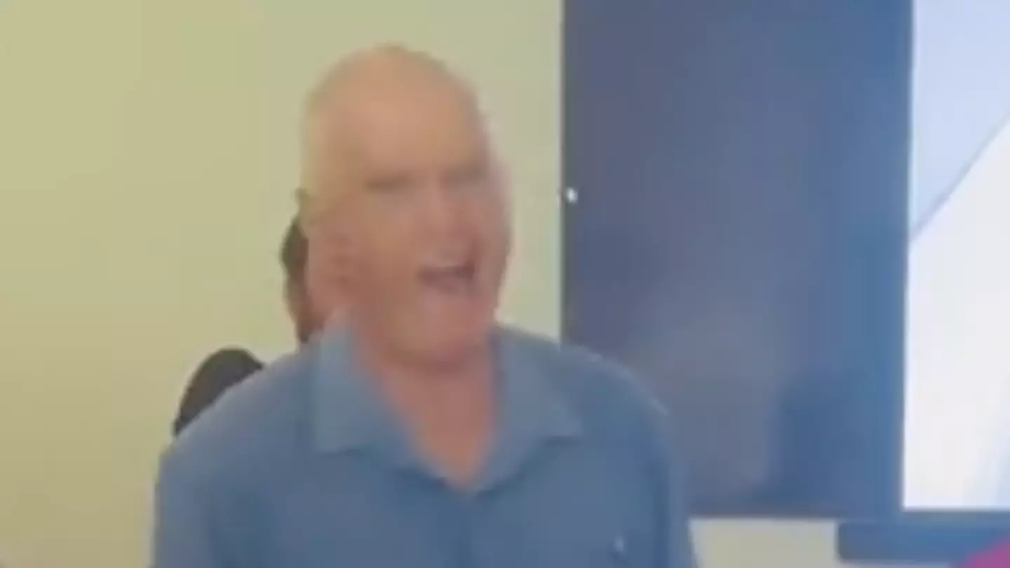 ‘Barking dog man’ has recreated his legendary growl in public 14 years later