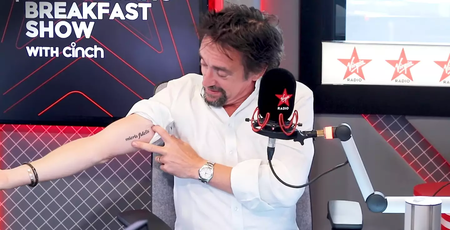 Hammond showed off his new inking.