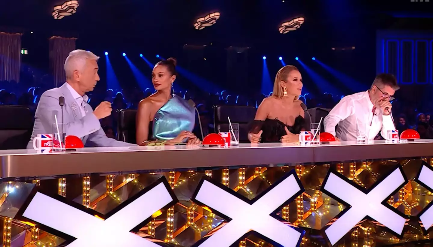 Simon made cat noises while Romeo and Icy received feedback from the judges.