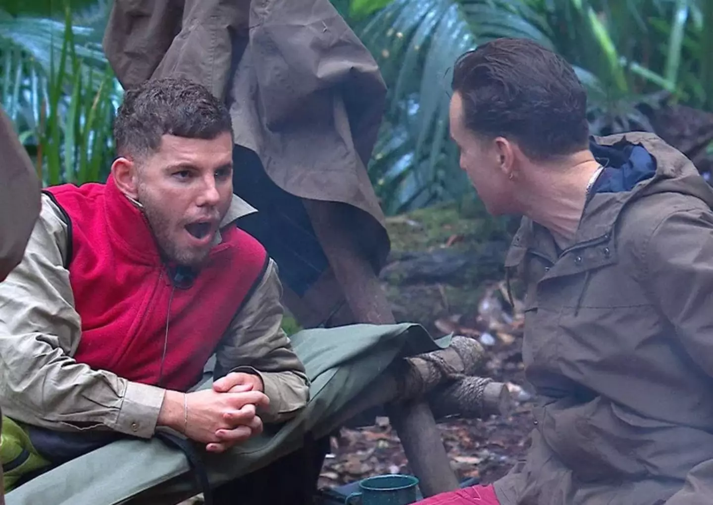 Dean has told several of his campmates about the teabags (ITV)