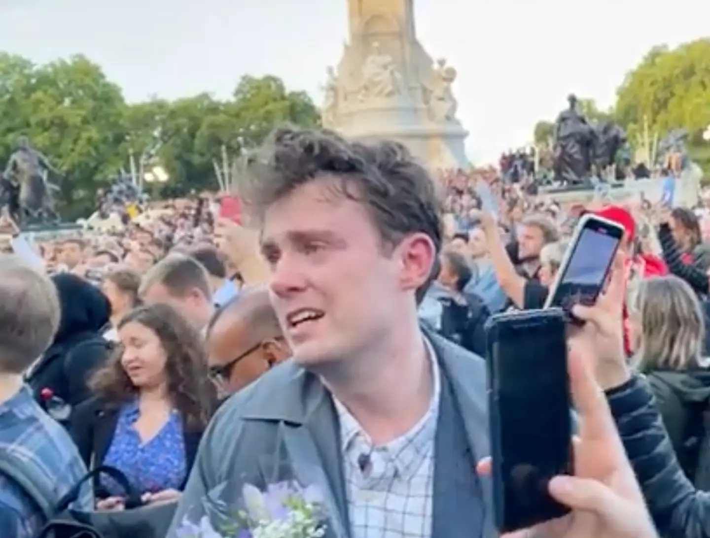 Mourners gathered outside the gates of Buckingham Palace following news of her death.