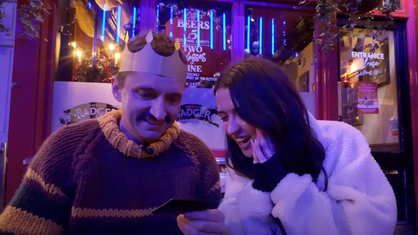 Knox was not impressed by his Christmas cracker gift (YouTube/Robbie Knox)
