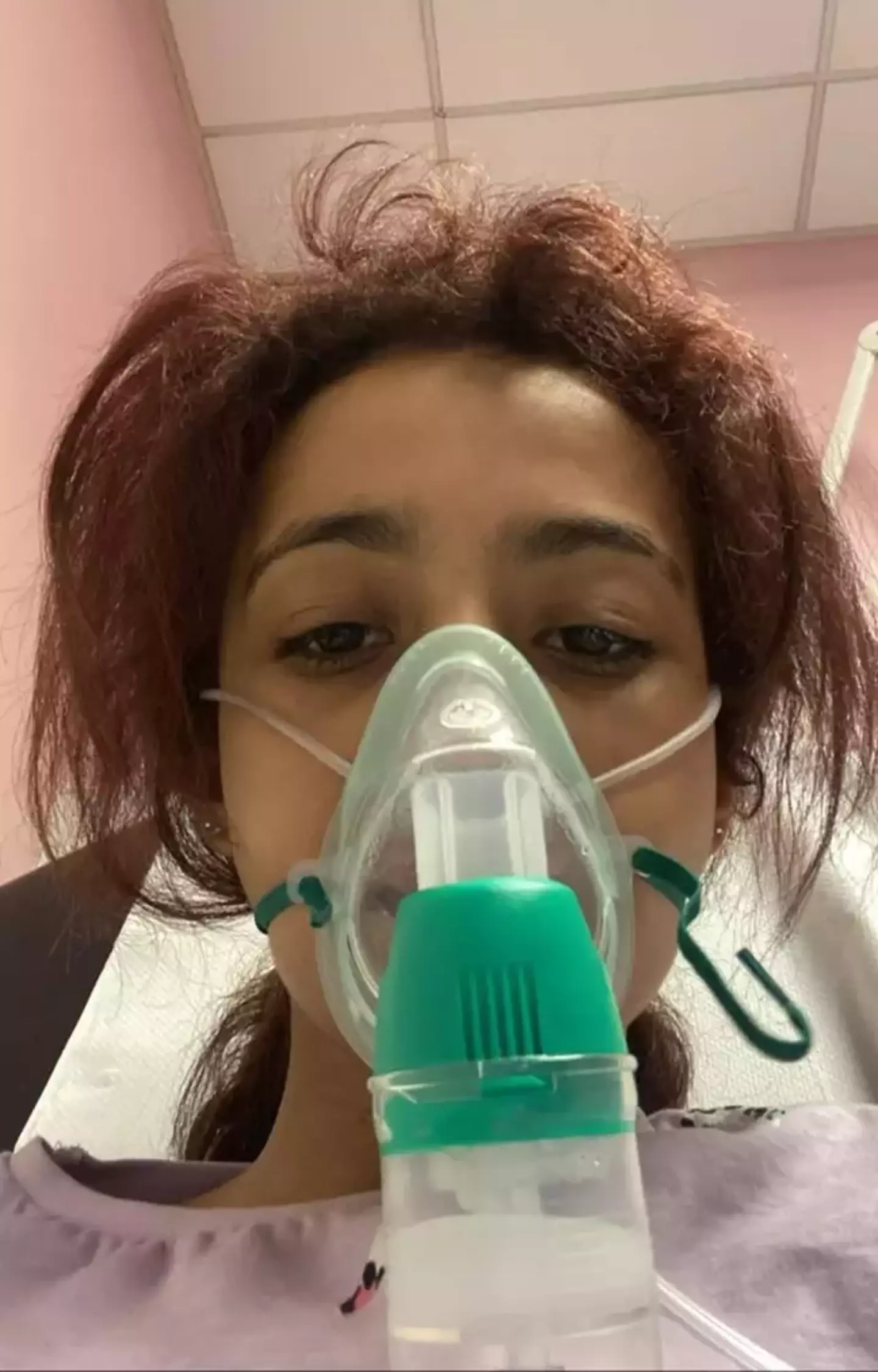 Doctors said vaping had left Sarah's lungs 'very weak'.