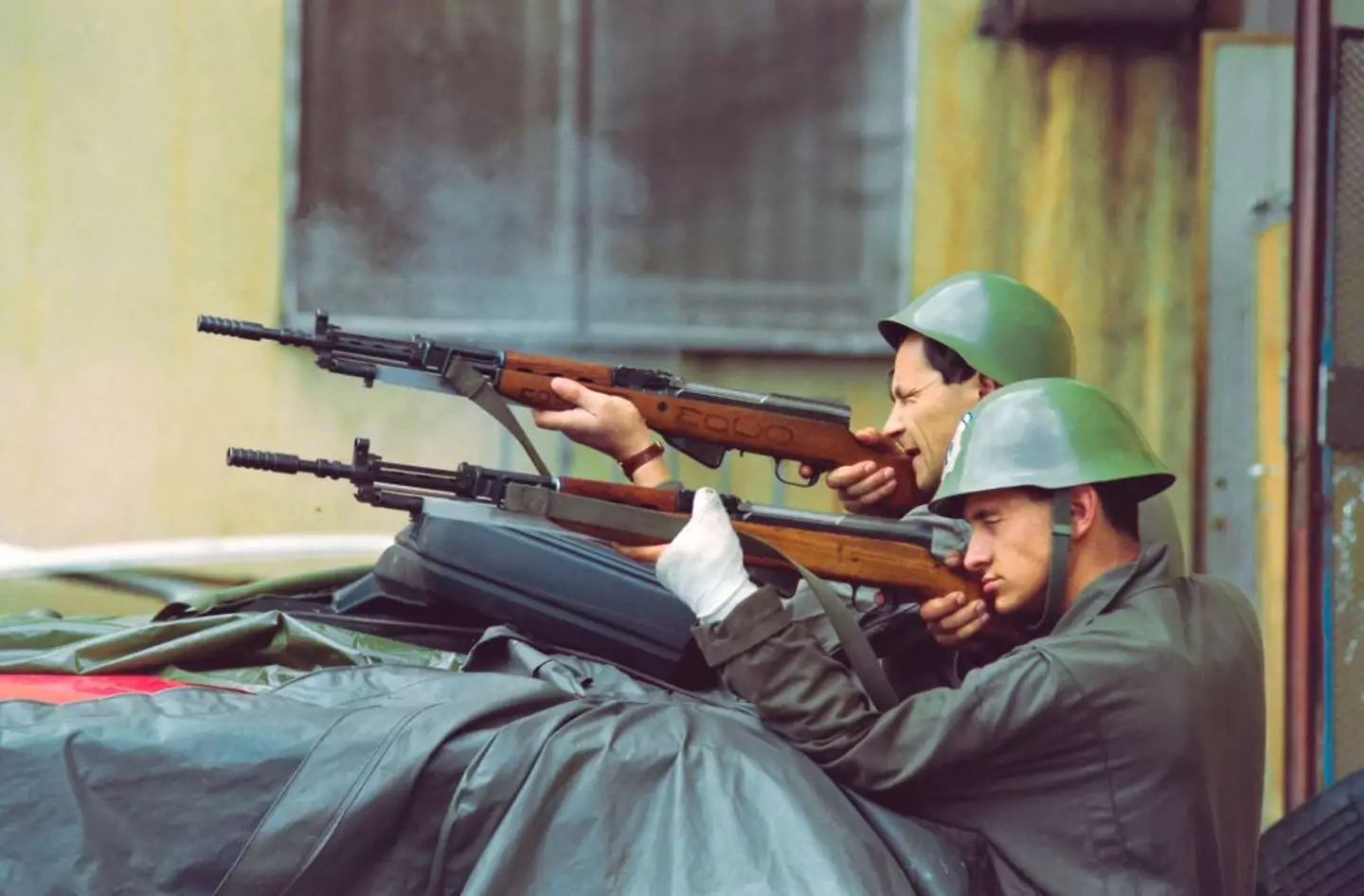 'Sniper tourists' allegedly shot Sarajevo civilians on 'human safaris' (GEORGES GOBET/AFP via Getty Images)