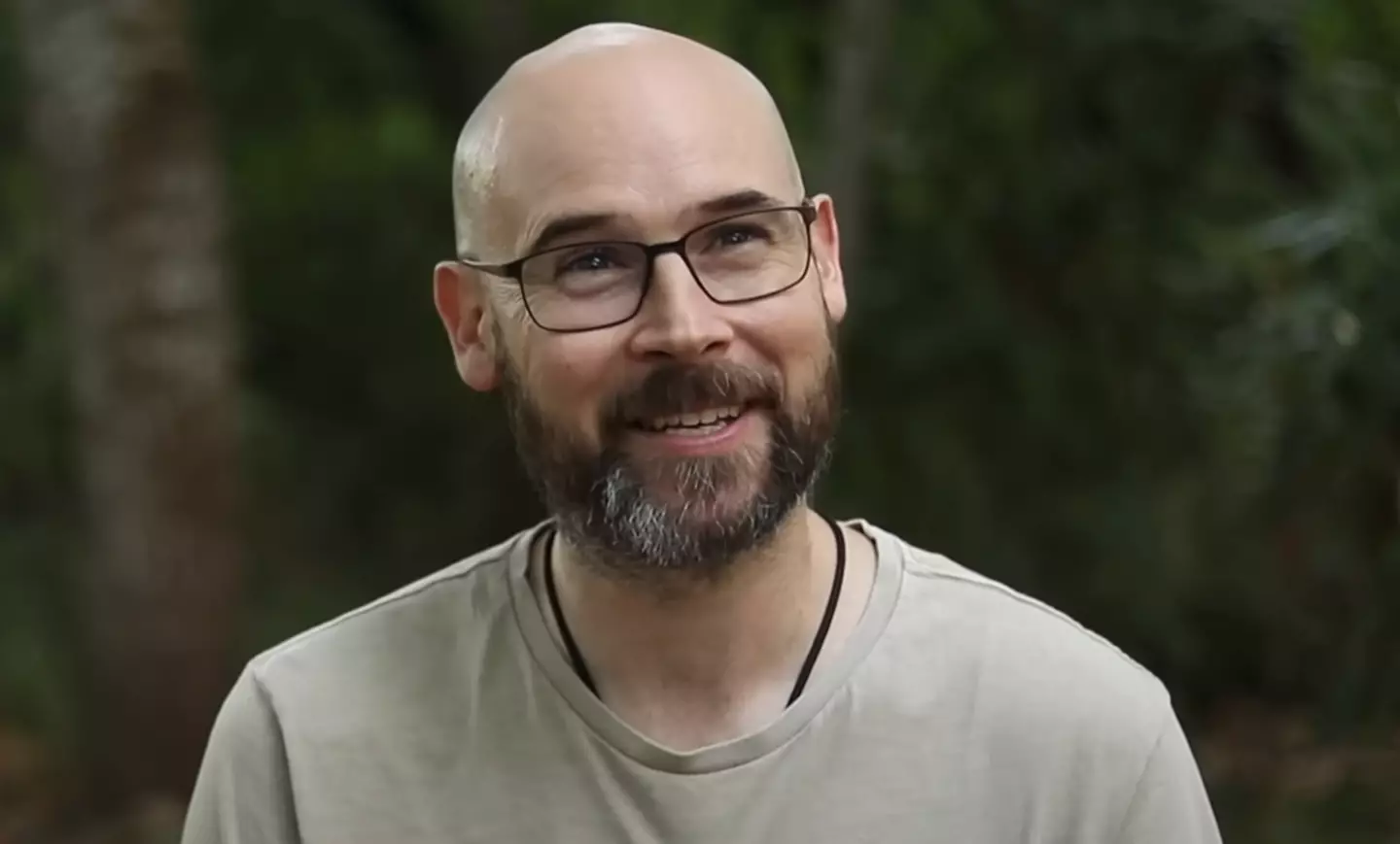 Australian content creator Fraser has Younger Onset Alzheimer's disease (YouTube/I (don't) have dementia)