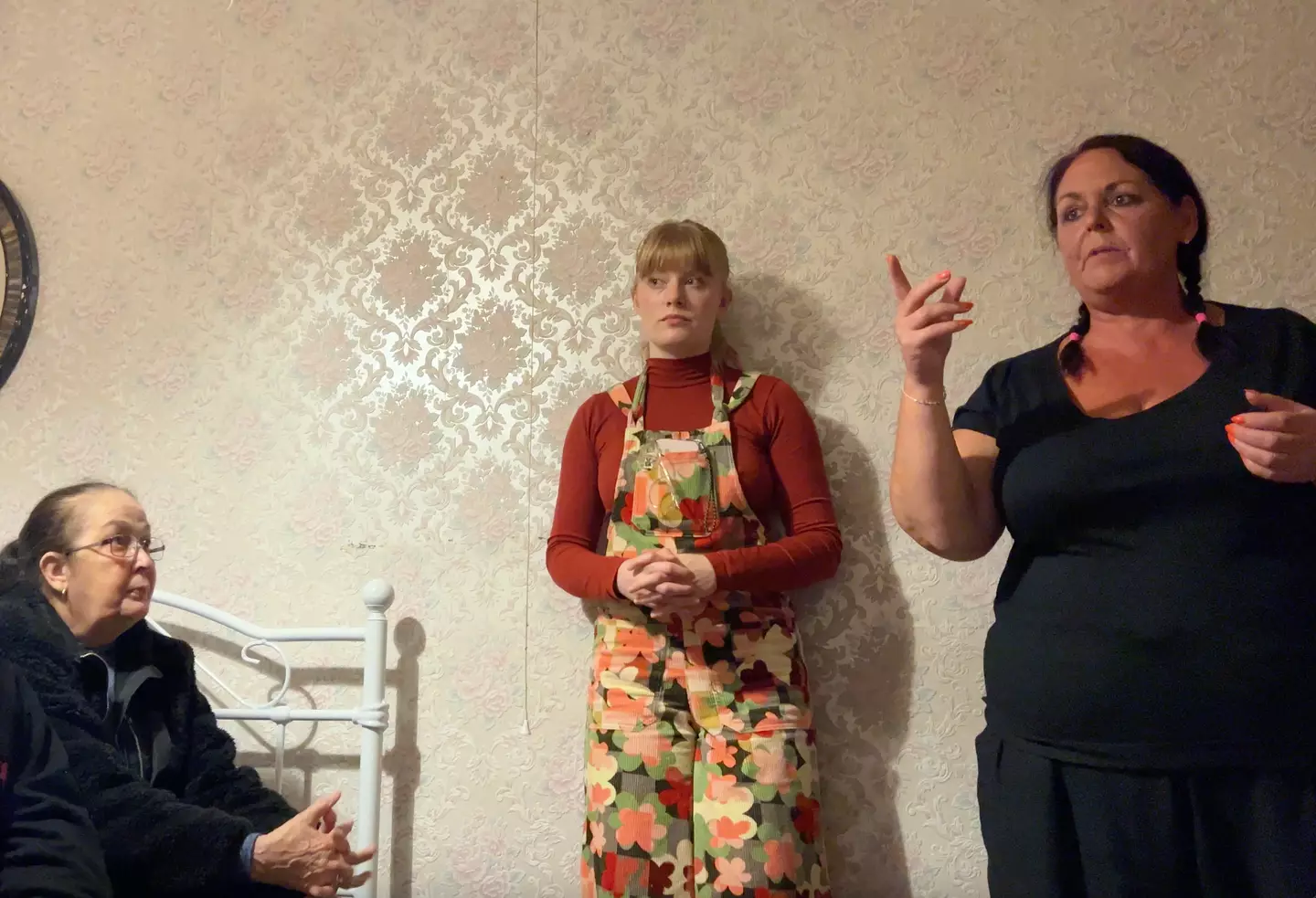 Lisa (far right) says Fred the poltergeist is her 'spiritual husband' (LADbible)
