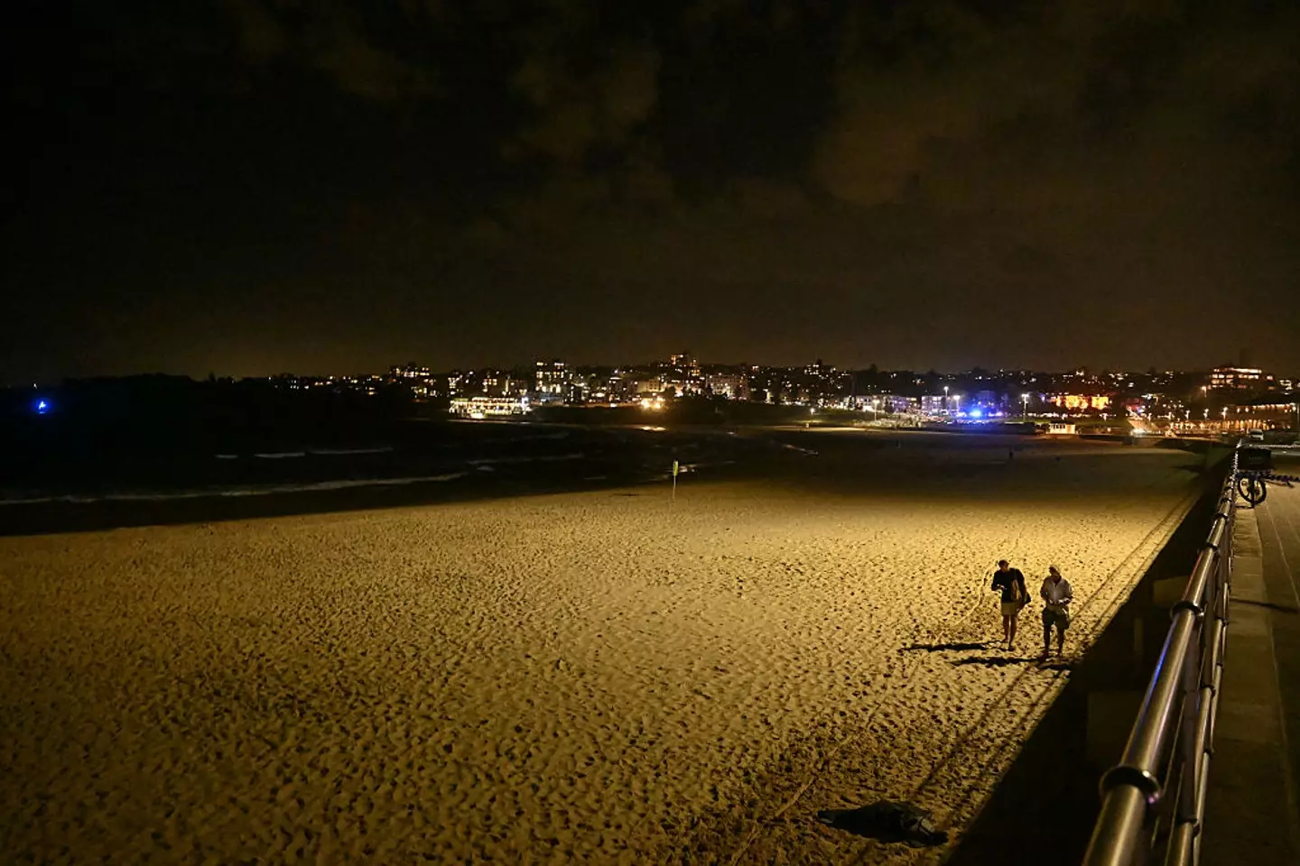 Police have urged the public to avoid the area (Saeed KHAN / AFP via Getty Images)