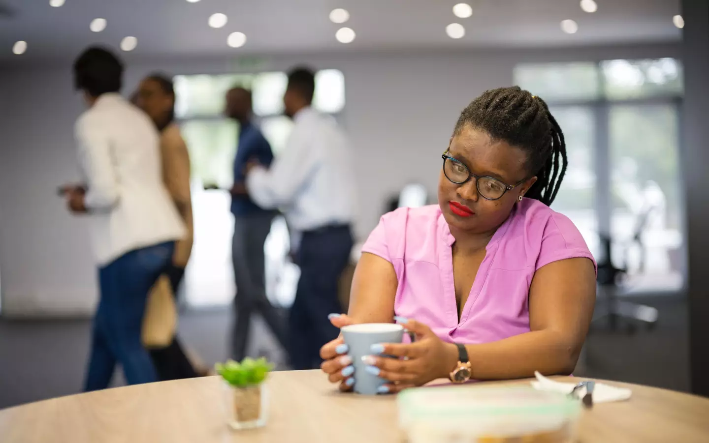 Otroverts often feel like they don't belong, according to Kaminski (Getty Stock Image)