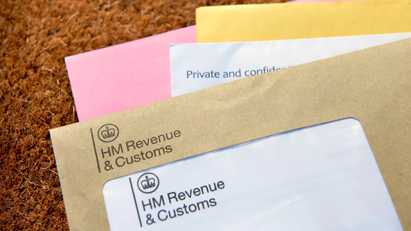 HMRC issues important warning to anyone with over £3500 in savings