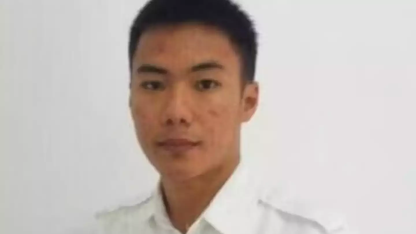 Final recorded words of heroic air traffic controller who saved plane carrying 148 people before disaster struck